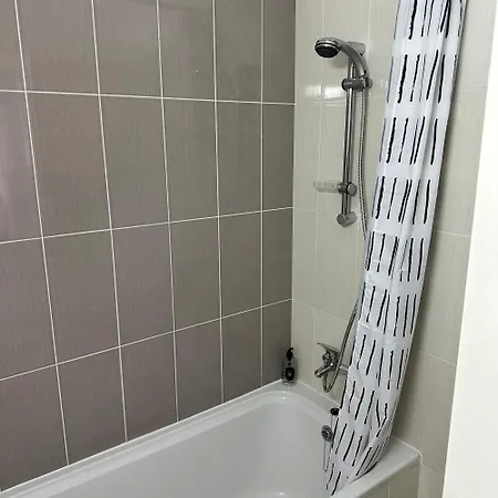 Apartment Elysia Park - 2 Bed Seaview *
