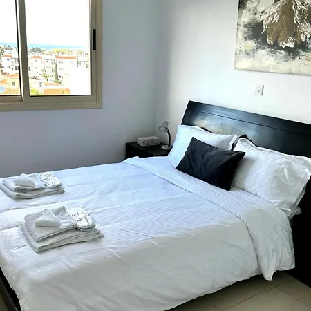 Elysia Park - 2 Bed Seaview Apartment